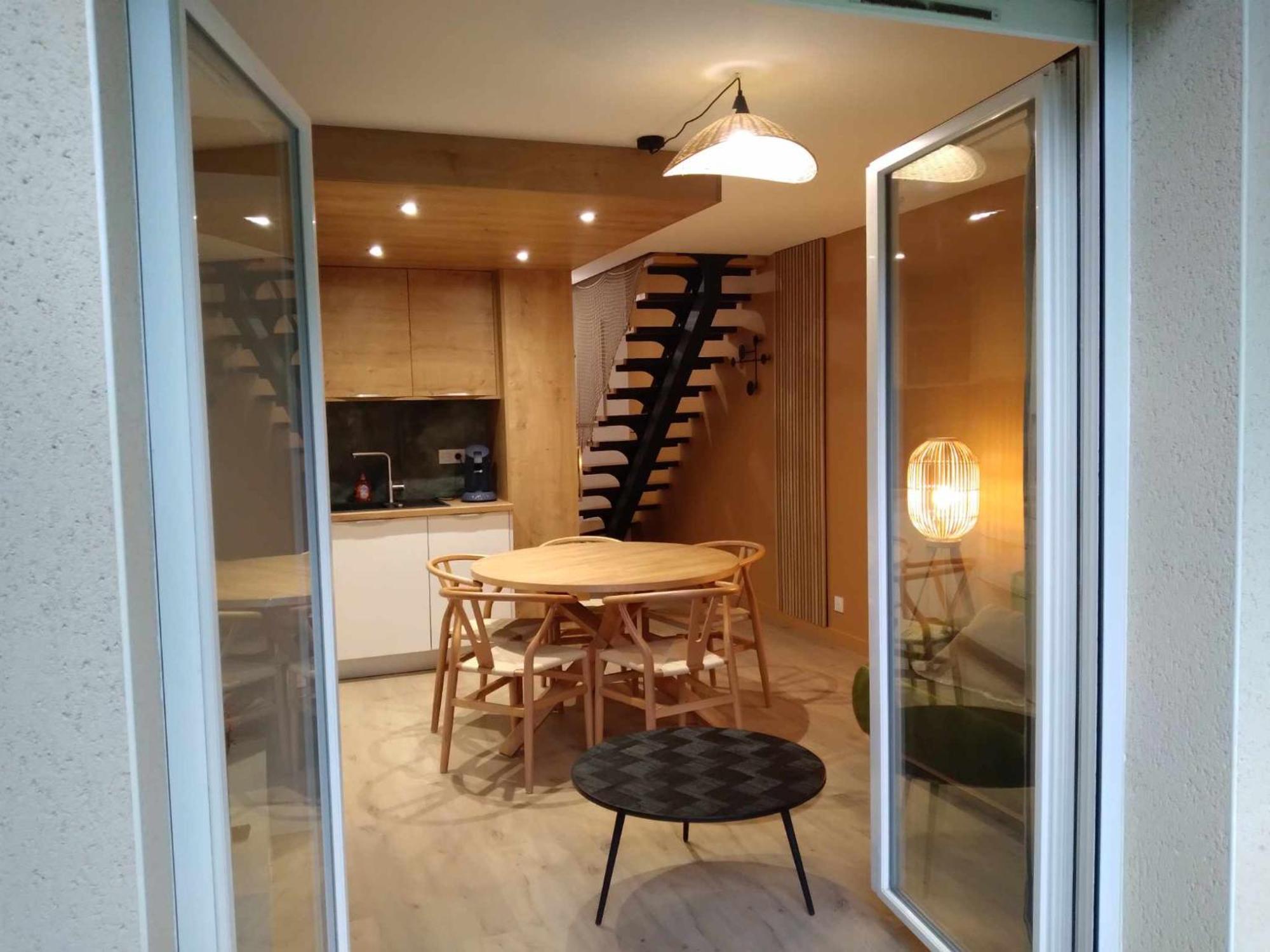 Duplex Lumineux - 40M2 - 2 Chambres - Balcon Terrasse - Parking - Entierement Renove En Mai 2024 コテレ エクステリア 写真
