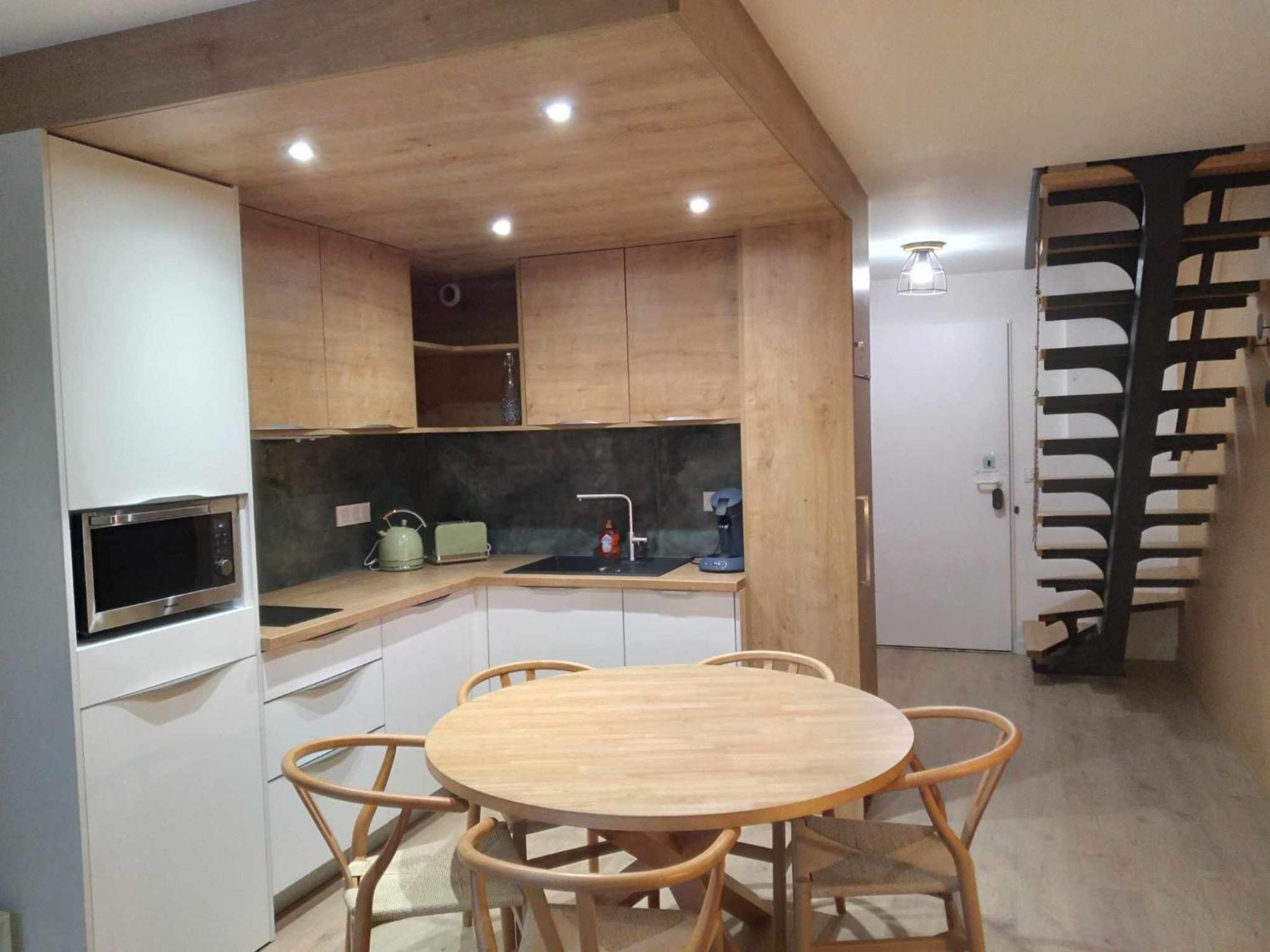 Duplex Lumineux - 40M2 - 2 Chambres - Balcon Terrasse - Parking - Entierement Renove En Mai 2024 コテレ エクステリア 写真