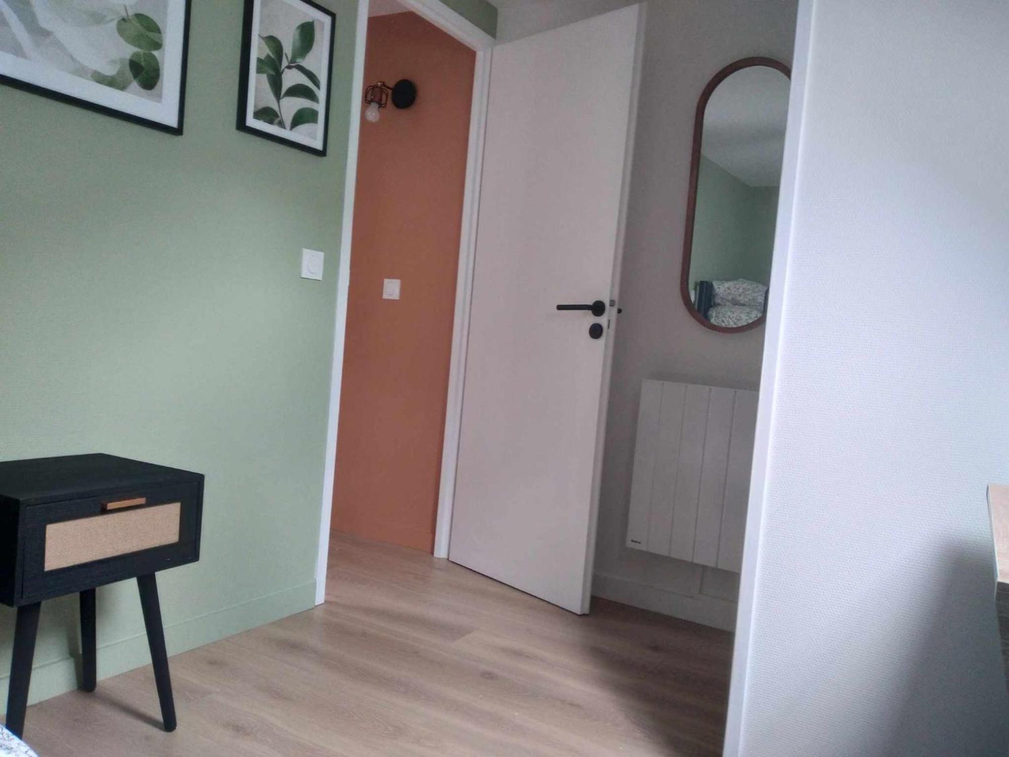 Duplex Lumineux - 40M2 - 2 Chambres - Balcon Terrasse - Parking - Entierement Renove En Mai 2024 コテレ エクステリア 写真